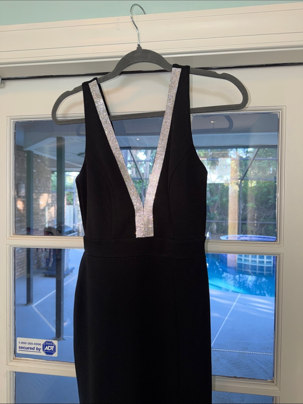 Lulu's Black Sequin-Trim Deep V Formal Gown - Picture 8 of 16